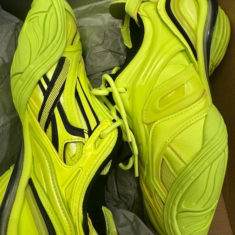 Balenciaga Wmns Tyrex Fluo Yellow Sneakers Size 6 - Picture 6 of 9